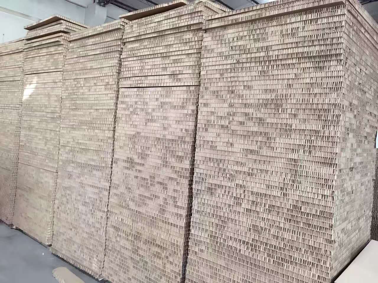 东莞蜂窝纸板